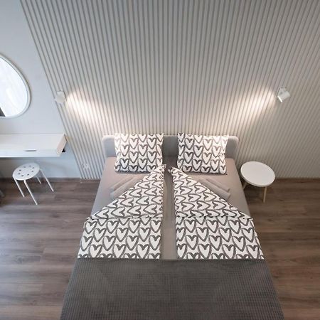 Scandinavian Apartment Elegant Lviv Kültér fotó