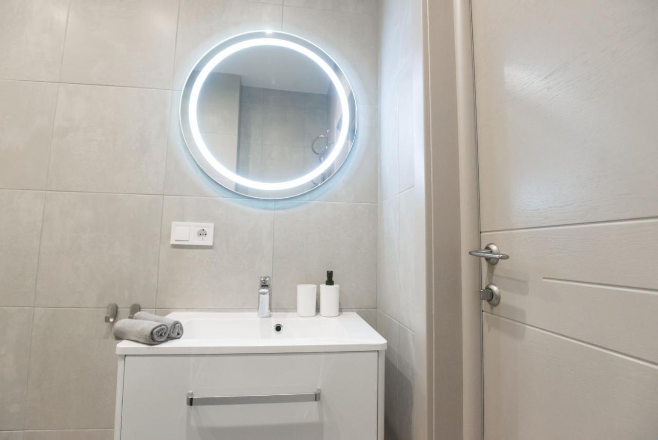 Scandinavian Apartment Elegant Lviv Kültér fotó